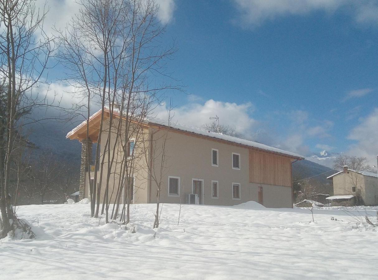 Semi Al Vento: La Bio-Casa Nel Giardino Incantato! Apartamento Paesana Exterior foto